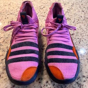 Adidas Trae Young 2.0